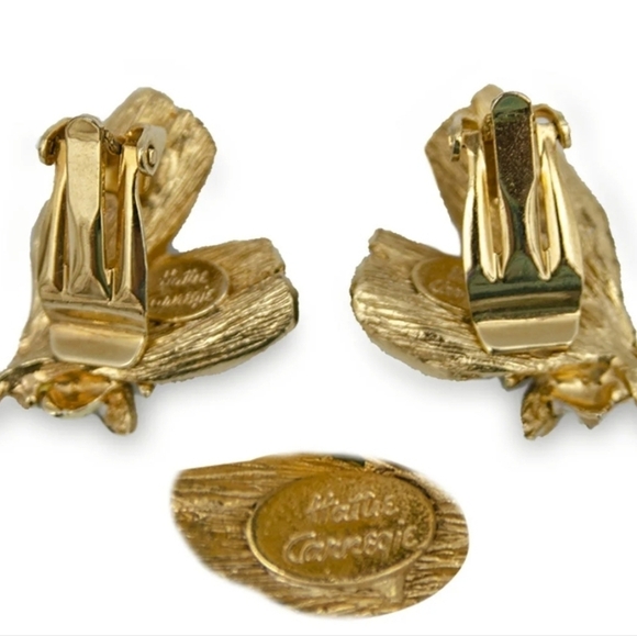 Hattie Carnegie Jewelry, Enamel Bees Earrings - Picture 3 of 5